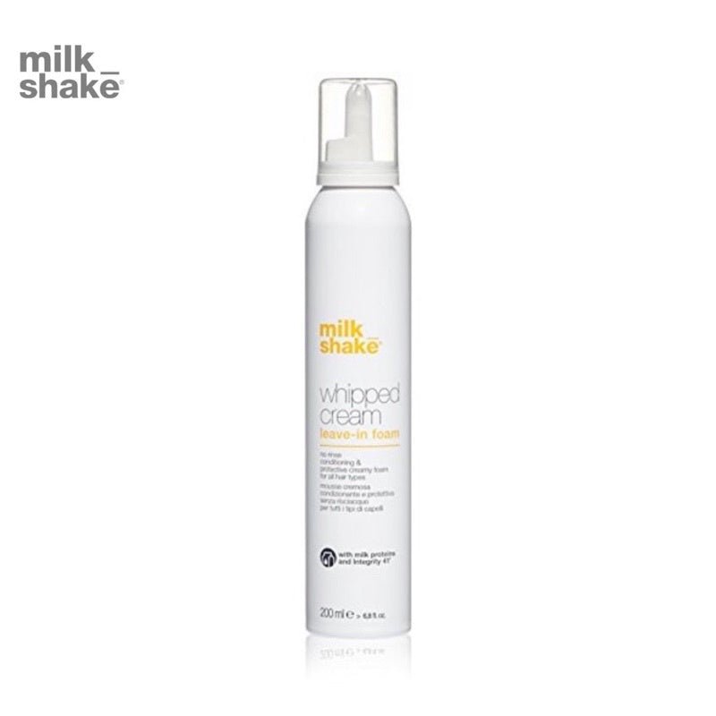 MILK SHAKE MOISTURE PLUS WHIPPED CREAM DRĖKINAMOS PUTOS SAUSIEMS PLAUKAMS