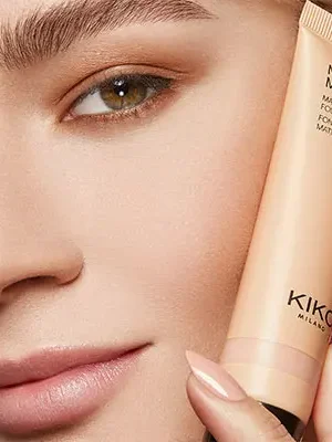 KIKO Nothing Matte-r: ilgai išliekantis matinis toninis kremas