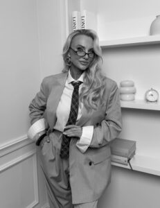 Plaukų priauginimo kursai gyvai